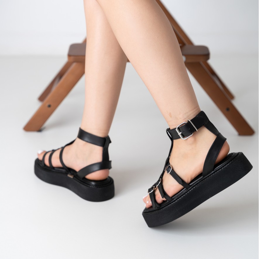   Sandale - . Arezzo - Black